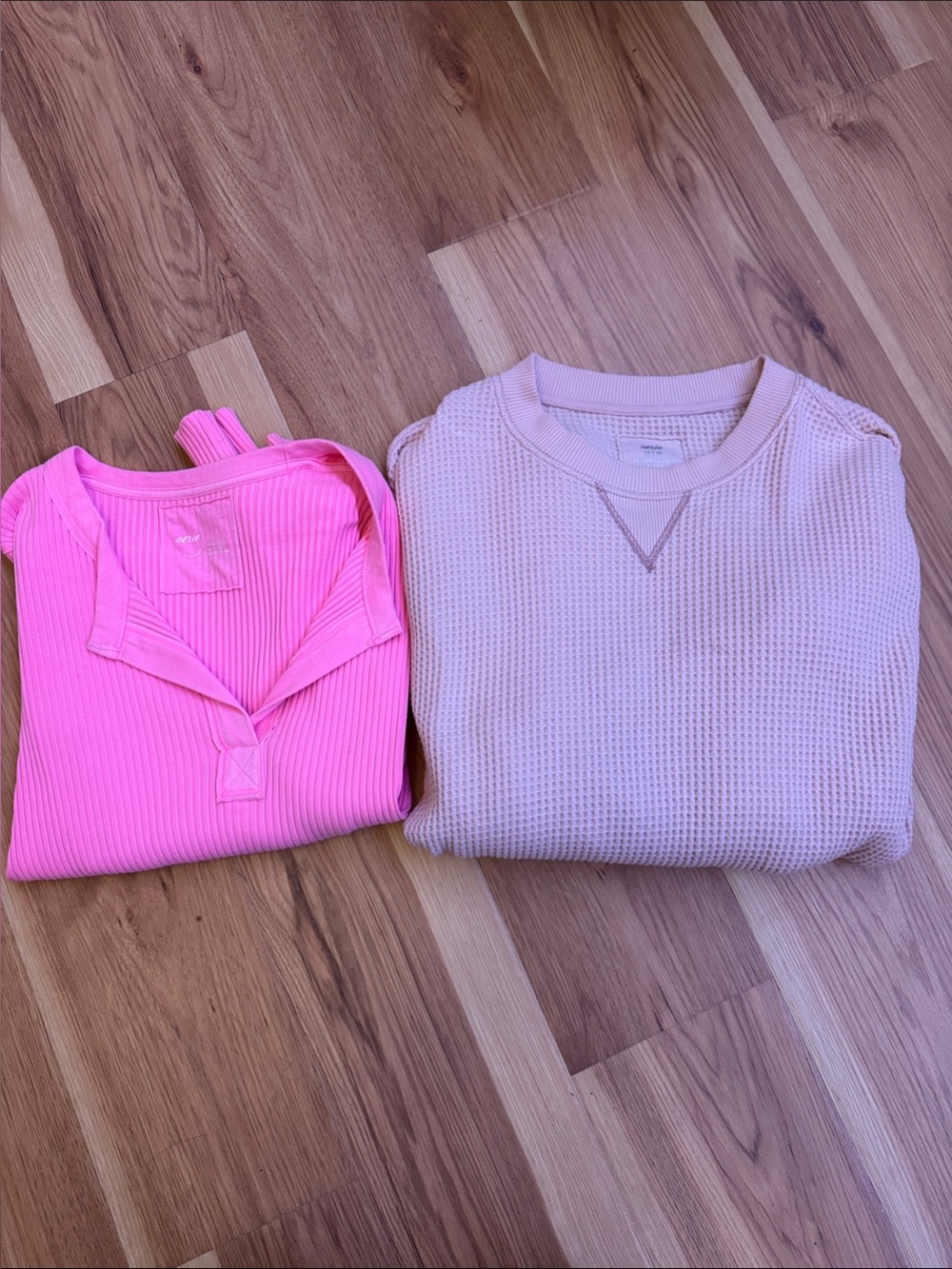 Aerie Lot of 2 Pink Long Sleeve & Crewneck